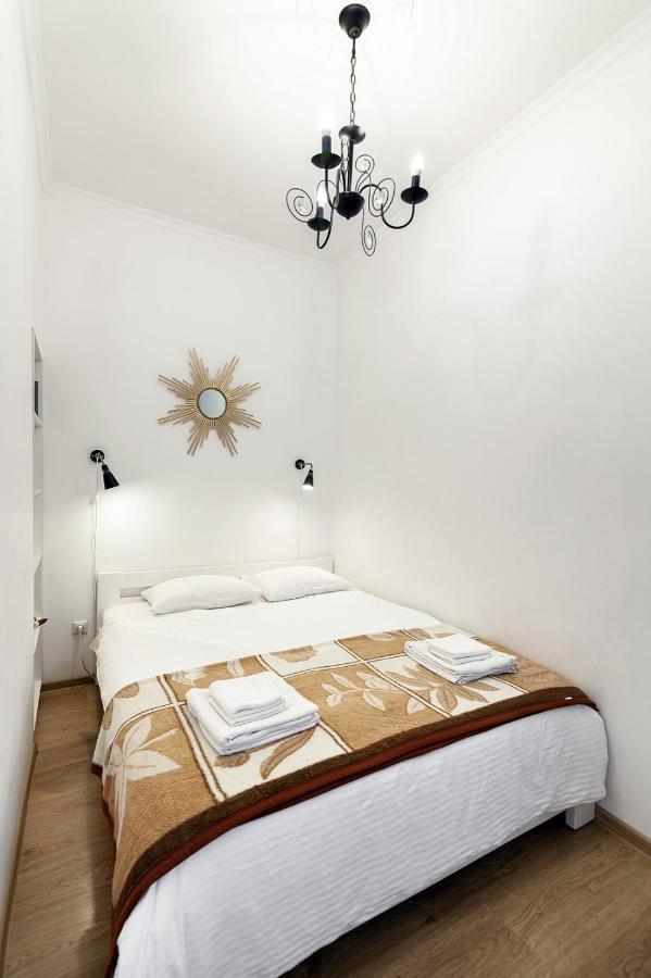 Sweet Home Apartment Lwów Zewnętrze zdjęcie