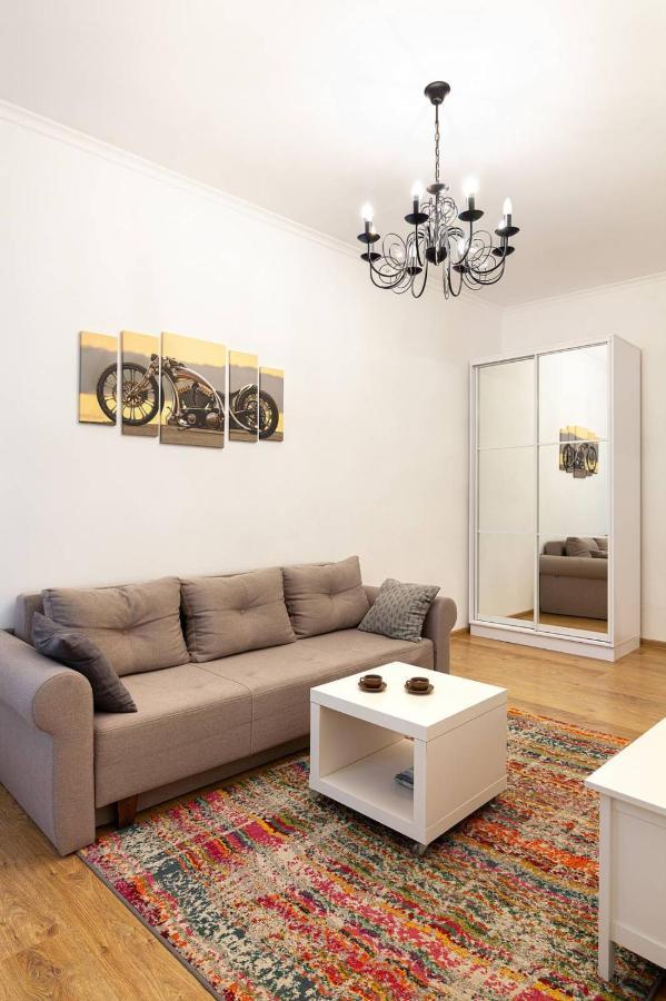 Sweet Home Apartment Lwów Zewnętrze zdjęcie