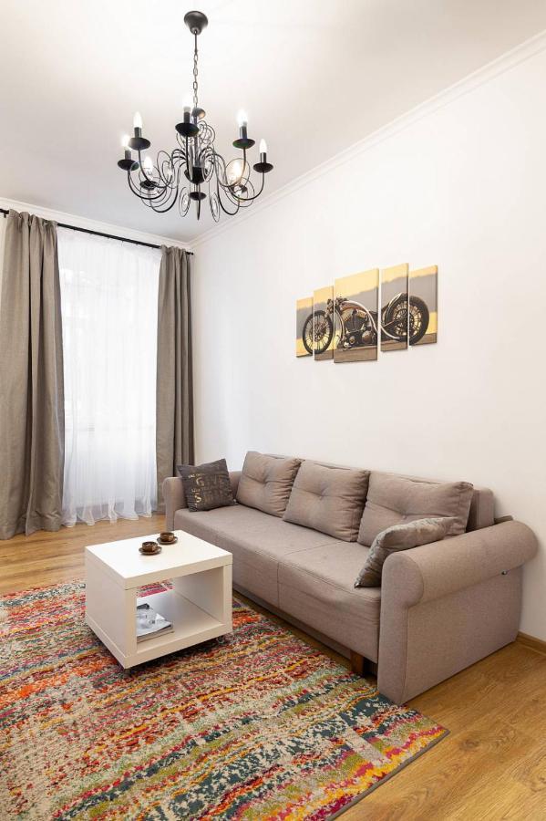 Sweet Home Apartment Lwów Zewnętrze zdjęcie